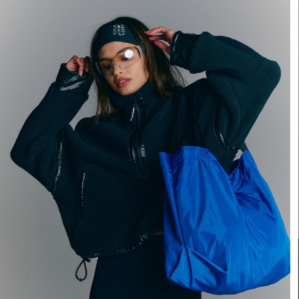 FP Movement by Free People Black Sherpa Half-Zip Hoodie with Royal Blue Tote